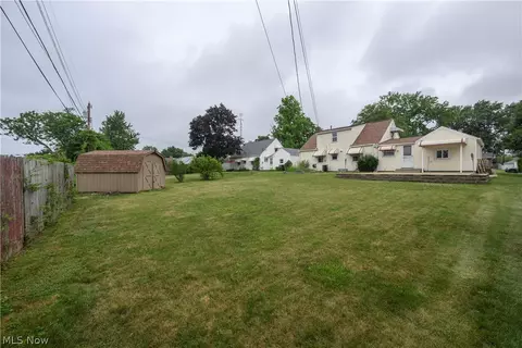 Exterior - 4200 2nd St NW, Canton, OH 44708 photo 3 of 7