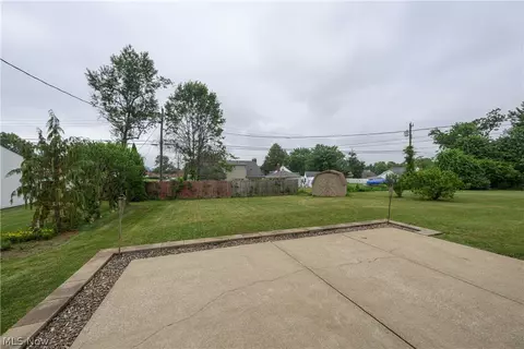 Exterior - 4200 2nd St NW, Canton, OH 44708 photo 6 of 7