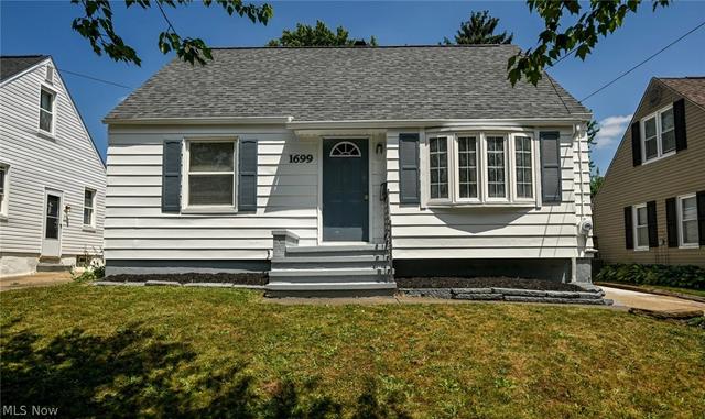 1699 Redwood Ave, Akron, OH 44301