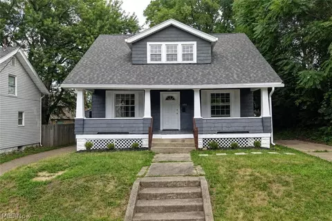 300 State Ave NE, Massillon, OH 44646