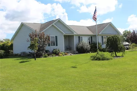 25485 Clark Rd, Wellington, OH 44090