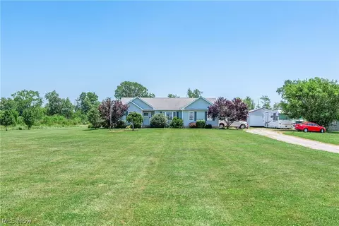 25485 Clark Rd, Wellington, OH 44090