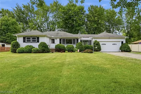 29521 Schwartz Rd, Westlake, OH 44145