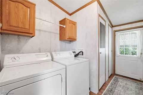 445 Pin Oak Cir, Elyria, OH 44035 photo 20