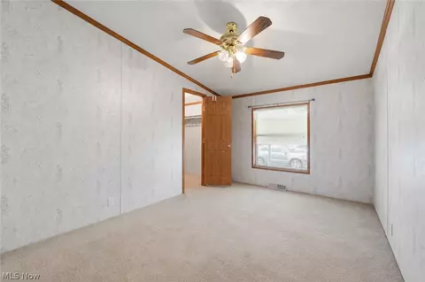 445 Pin Oak Cir, Elyria, OH 44035 photo 15