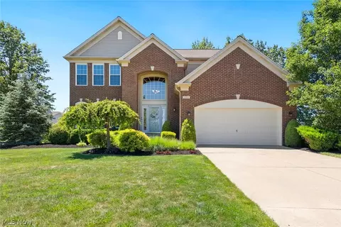 3976 Truxton Pl, Avon, OH 44011
