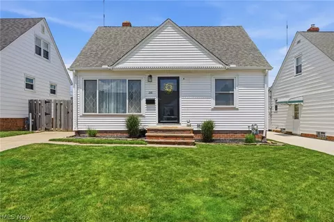 2510 Stanfield Dr, Parma, OH 44134