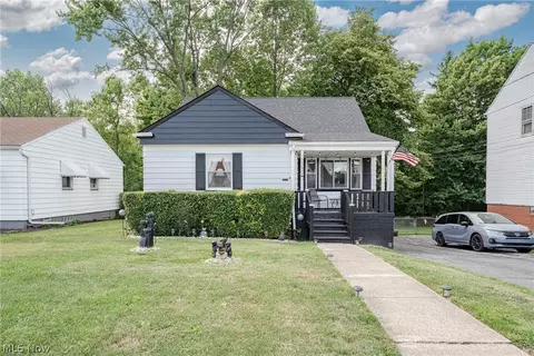 13611 Cranwood Park Blvd, Garfield Heights, OH 44125