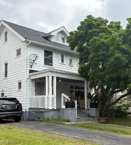 3381 Cedarbrook Rd, Cleveland Heights, OH 44118