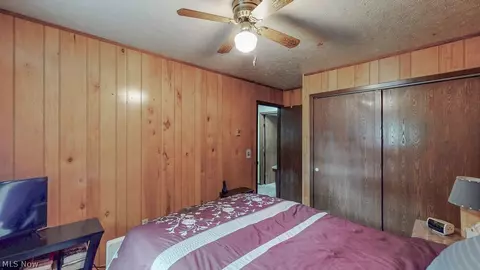 Bedroom - 38667 Chestnut Ridge Rd, Elyria, OH 44035 photo 5 of 7