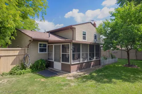 Exterior - 38667 Chestnut Ridge Rd, Elyria, OH 44035 photo 5 of 10