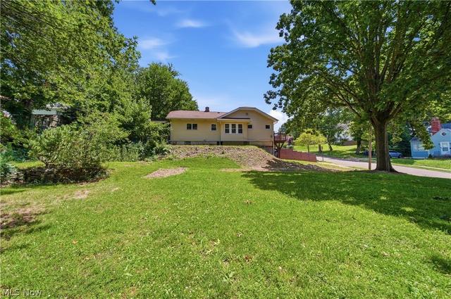 673 Harrison Ave, Akron, OH 44314