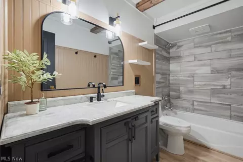 Bath - 9316 Munich Dr, Parma, OH 44130 photo 1 of 4