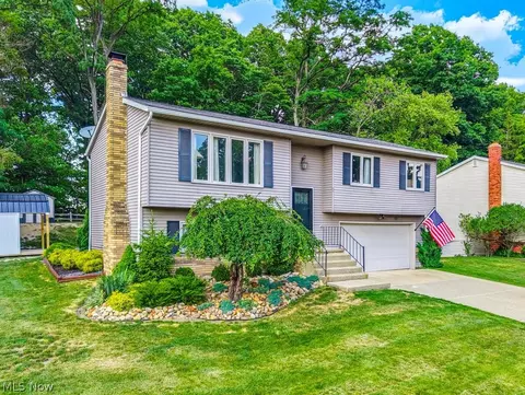 Exterior - 9316 Munich Dr, Parma, OH 44130 photo 2 of 5
