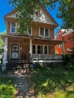 669 E 117th St, Cleveland, OH 44108