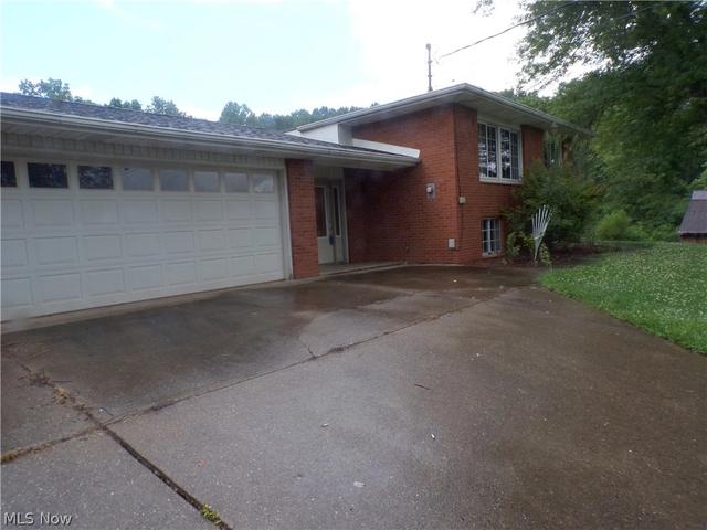 1617 Missouri Run Rd, Parkersburg, WV 26101