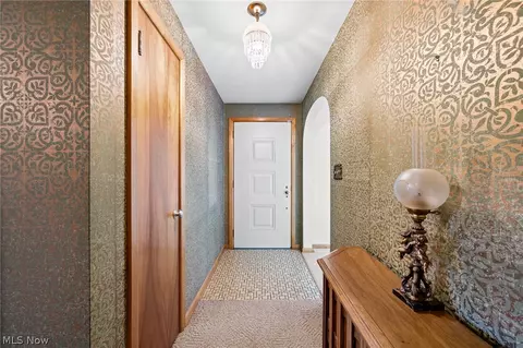 Entry Way - 806 E Warner Rd, Akron, OH 44319 photo 1 of 1