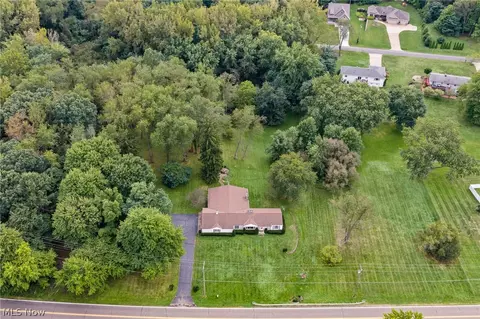 View/Area - 806 E Warner Rd, Akron, OH 44319 photo 2 of 8