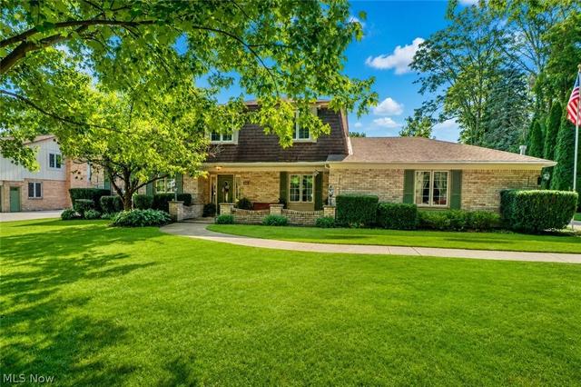 5036 Parkhaven Ave NE, Canton, OH 44705