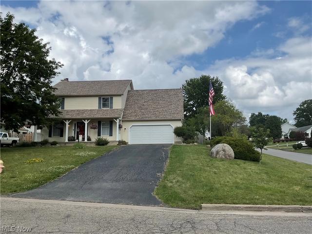 6578 S Timberidge Dr, Austintown, OH 44515
