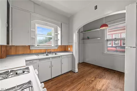 Kitchen - 611 West Ave, Elyria, OH 44035 photo 1 of 2