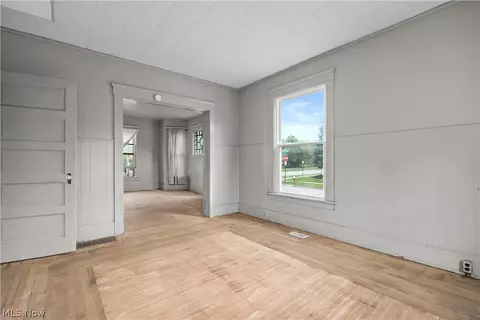 Living - 611 West Ave, Elyria, OH 44035 photo 8 of 8
