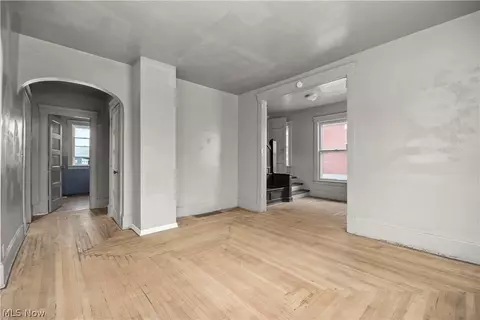 Living - 611 West Ave, Elyria, OH 44035 photo 3 of 8