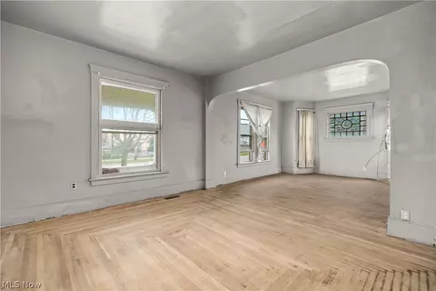 Living - 611 West Ave, Elyria, OH 44035 photo 1 of 8