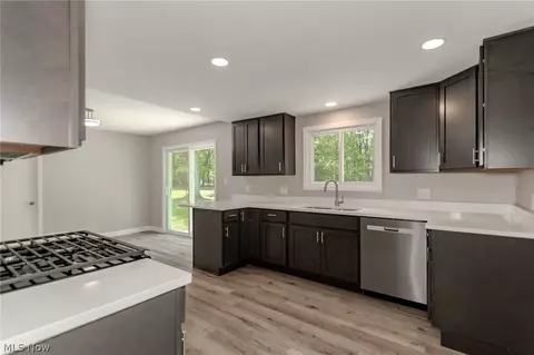 Kitchen - 2986 Bishop Rd, Willoughby Hills, OH 44092 photo 1 of 3