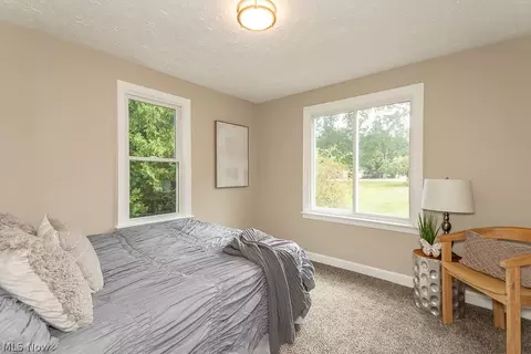 Bedroom - 2986 Bishop Rd, Willoughby Hills, OH 44092 photo 2 of 3