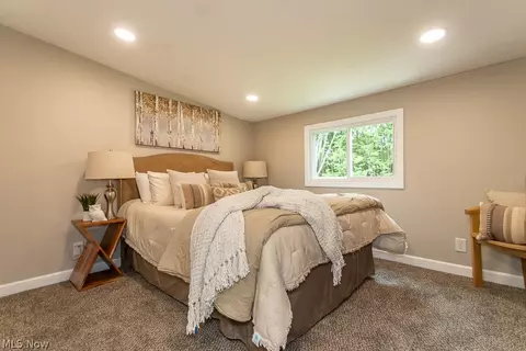 Bedroom - 2986 Bishop Rd, Willoughby Hills, OH 44092 photo 1 of 3