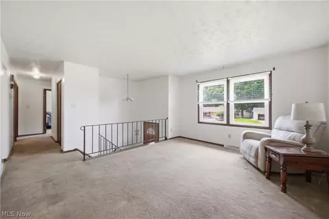 Entry Way - 7533 Jaguar Dr, Boardman, OH 44512 photo 1 of 1