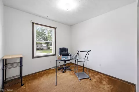 7533 Jaguar Dr, Boardman, OH 44512 photo 12