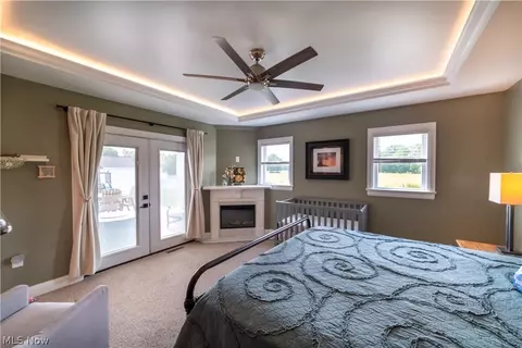 Bedroom - 13350 South Ave, Columbiana, OH 44408 photo 1 of 8