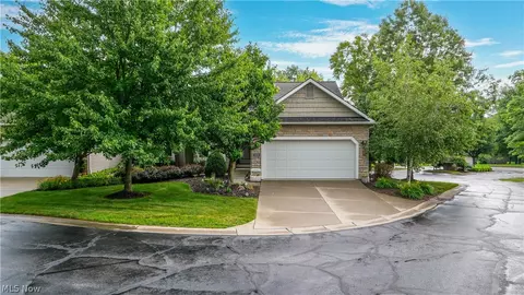 169 Waterford Way, Tallmadge, OH 44278