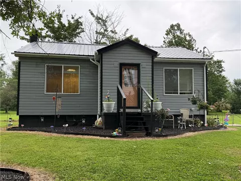 7232 State Route 46, Cortland, OH 44410