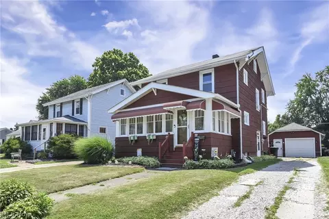 1944 E 45th St, Ashtabula, OH 44004 photo 3