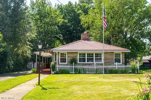 600 Sunrise View Dr, Wooster, OH 44691