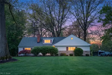 2426 Lander Rd, Pepper Pike, OH 44124