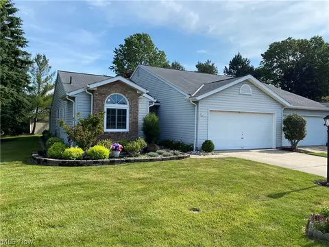 10455 Scottsdale Dr #10455, Strongsville, OH 44136