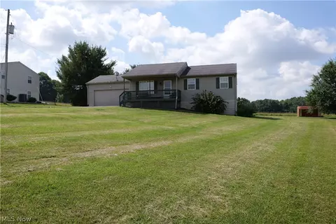 47095 Timber Run St, New Waterford, OH 44445