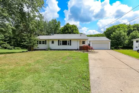 5854 Horning Rd, Kent, OH 44240