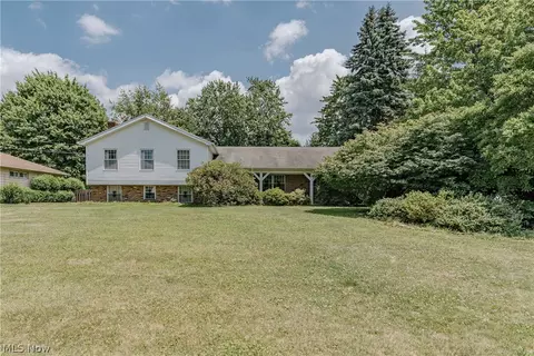 477 Snavely Rd, Richmond Heights, OH 44143