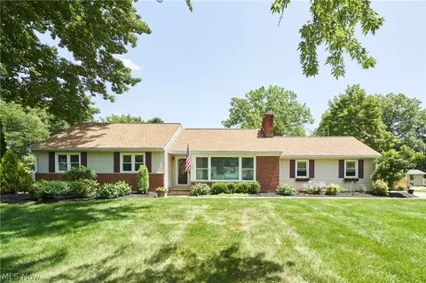 251 Schocalog Rd, Akron, OH 44313