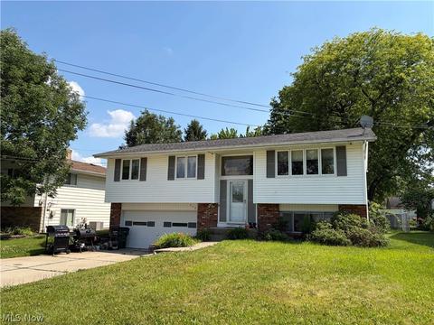 276 Kennedy Blvd, Northfield, OH 44067