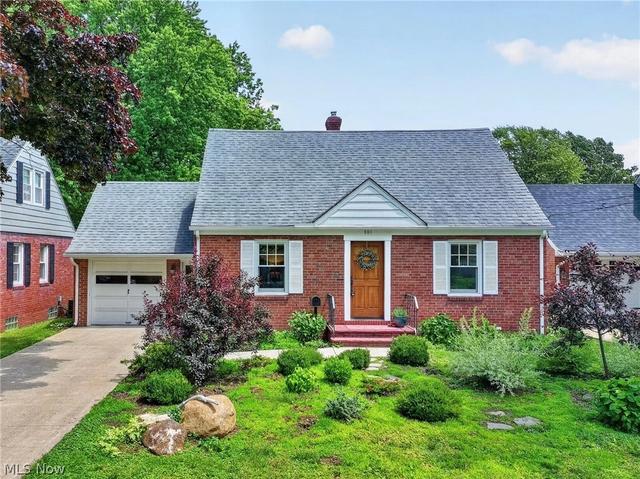 880 Sandusky St, Conneaut, OH 44030