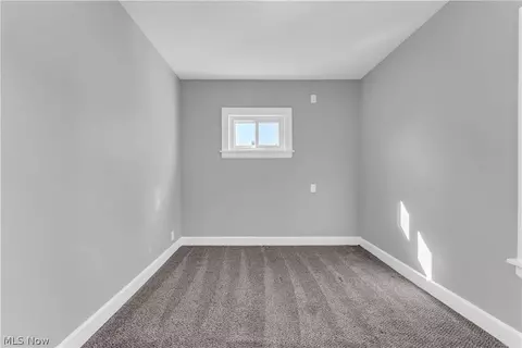 Bedroom - 340 E 276th St, Euclid, OH 44132 photo 5 of 6