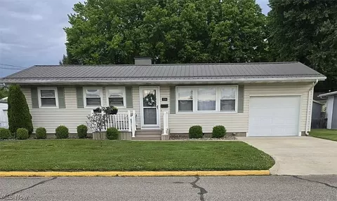 104 Kibler Ln, Williamstown, WV 26187
