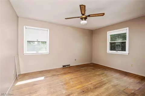 Bedroom - 8061 Yoder Rd, Seville, OH 44273 photo 3 of 3