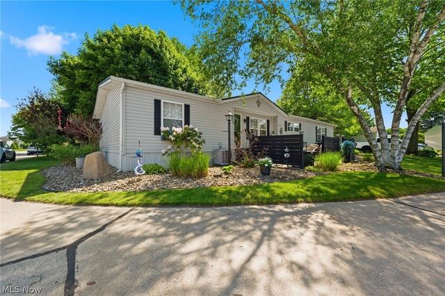 6416 Winterhaven, Madison, OH 44057